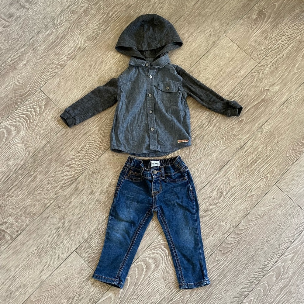 Hudson Baby Boy Long Sleeves Button Down Shirt and Jeans Set Size 18M
